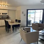 T3 Au Centre D'arcachon Avec Terrasse, Parking Et Wi-fi - Fr-1-374-181 Lägenhet *